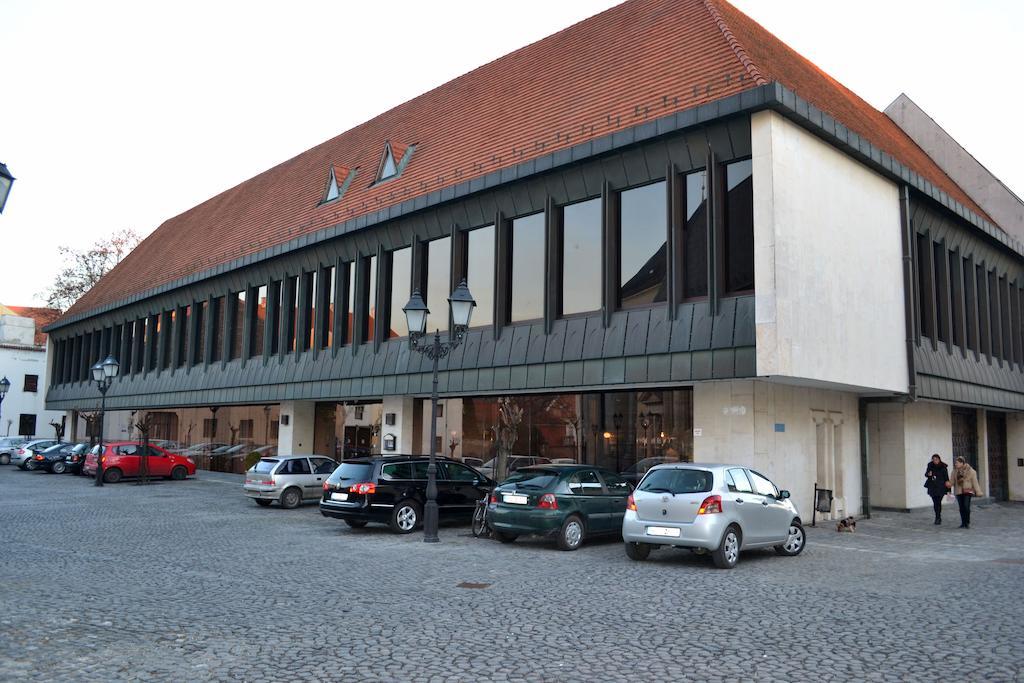Hotel Konferencia Győr Exterior foto